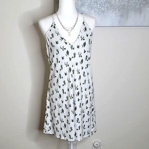 Woman's Incredibly Soft Cactus V-Neck Strappy Nightgown Dress